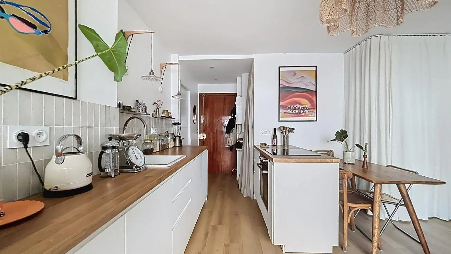 Elegant Apartment Near Belleville & Jourdain باريس
